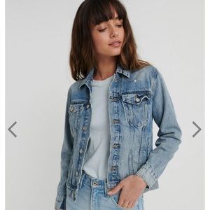 Woman’s lucky brand jean jacket Size M